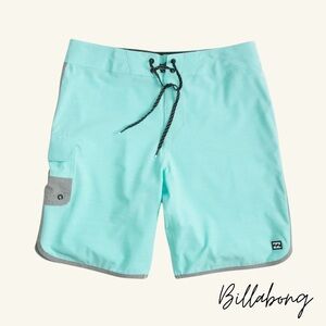 Billabong Aqua/Turquoise Men’s Swim Board Shorts